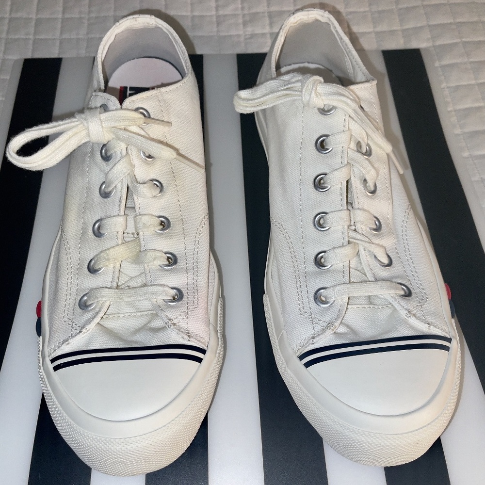 PRO-Keds Men's Royal Lo Lace Up White Canvas Classic Sneaker Size 12 Excellent
